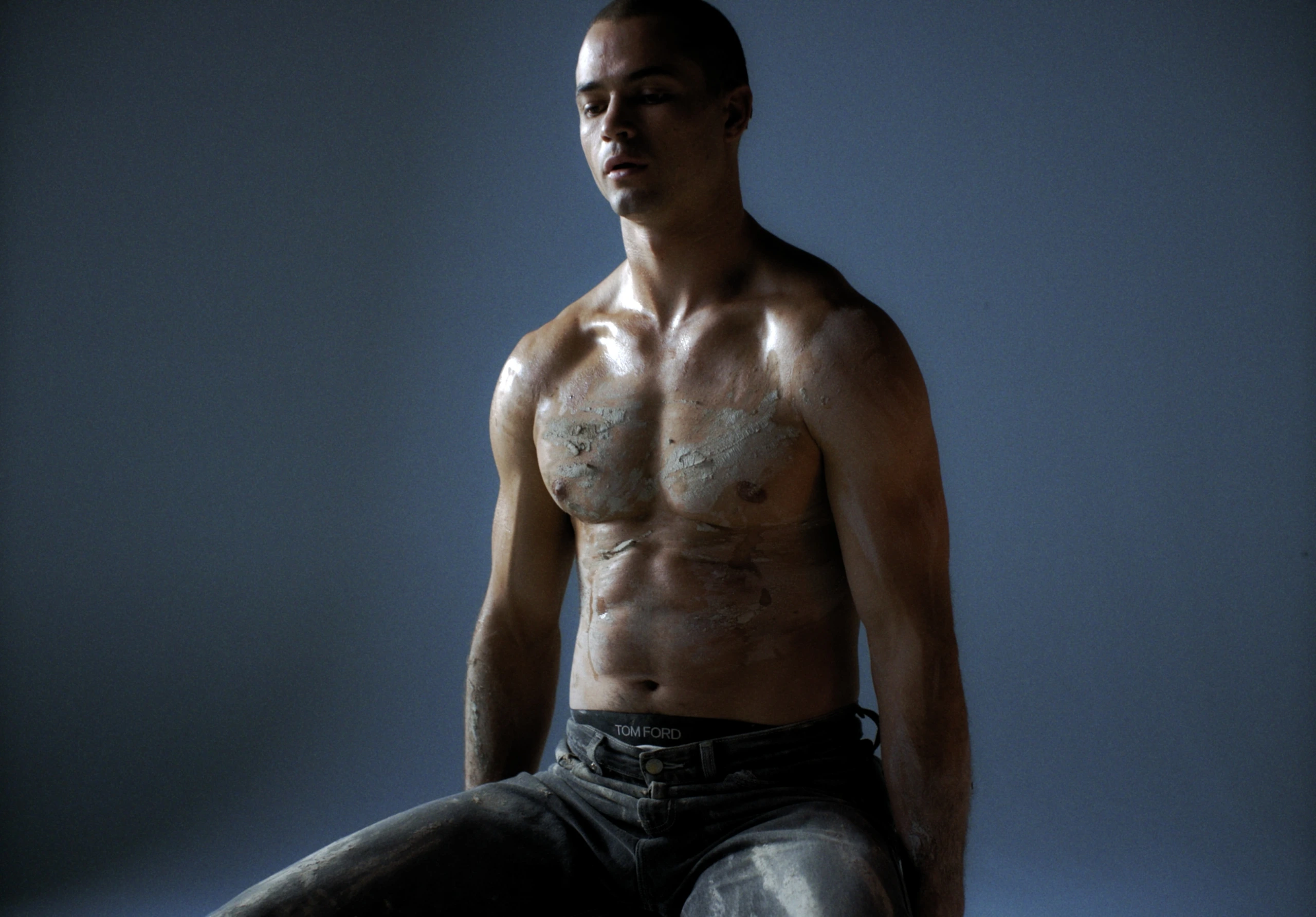 Tom Ford - Oud Wood — cinematography still (1 of 9)