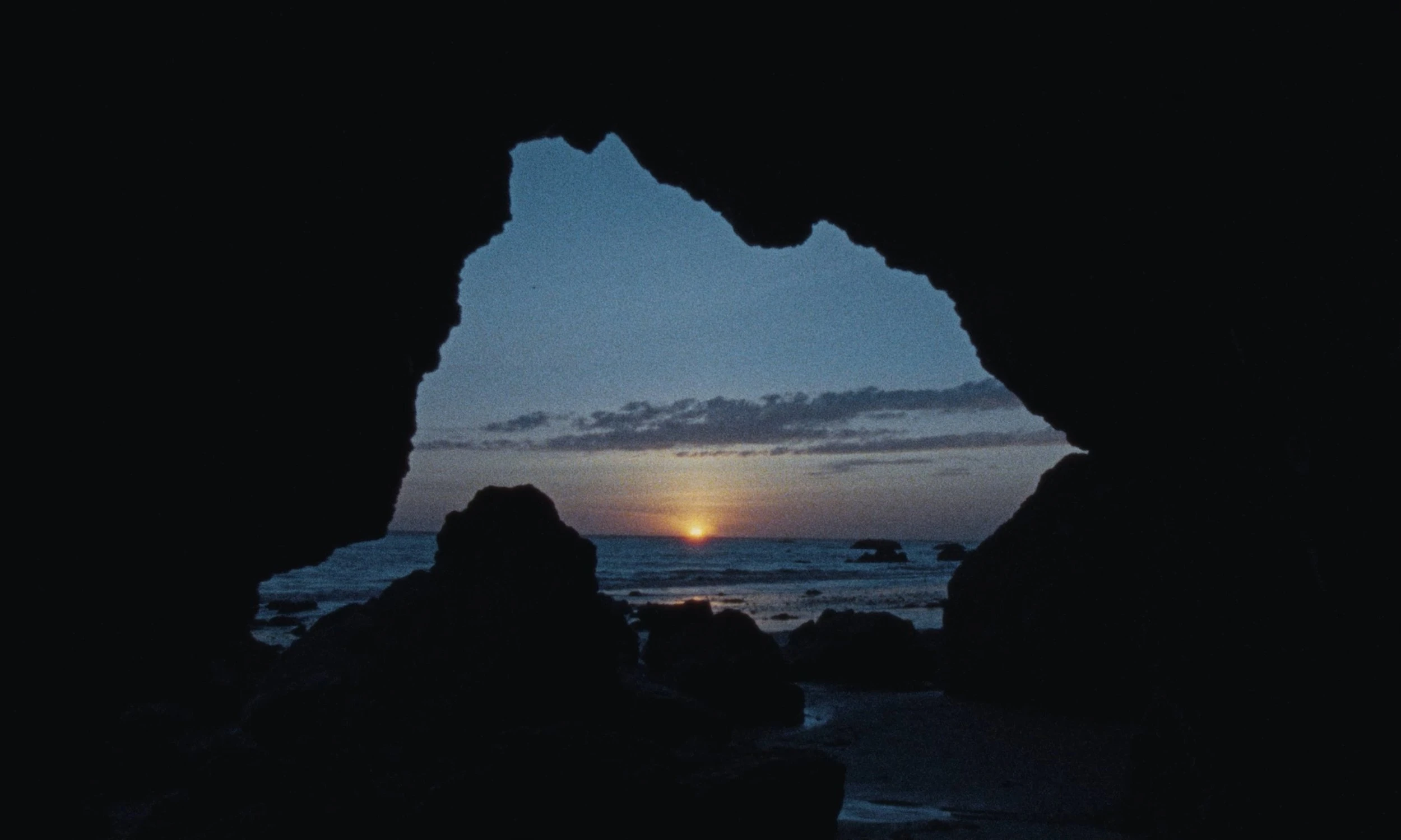 Rimowa - Begin Again — cinematography still (1 of 9)