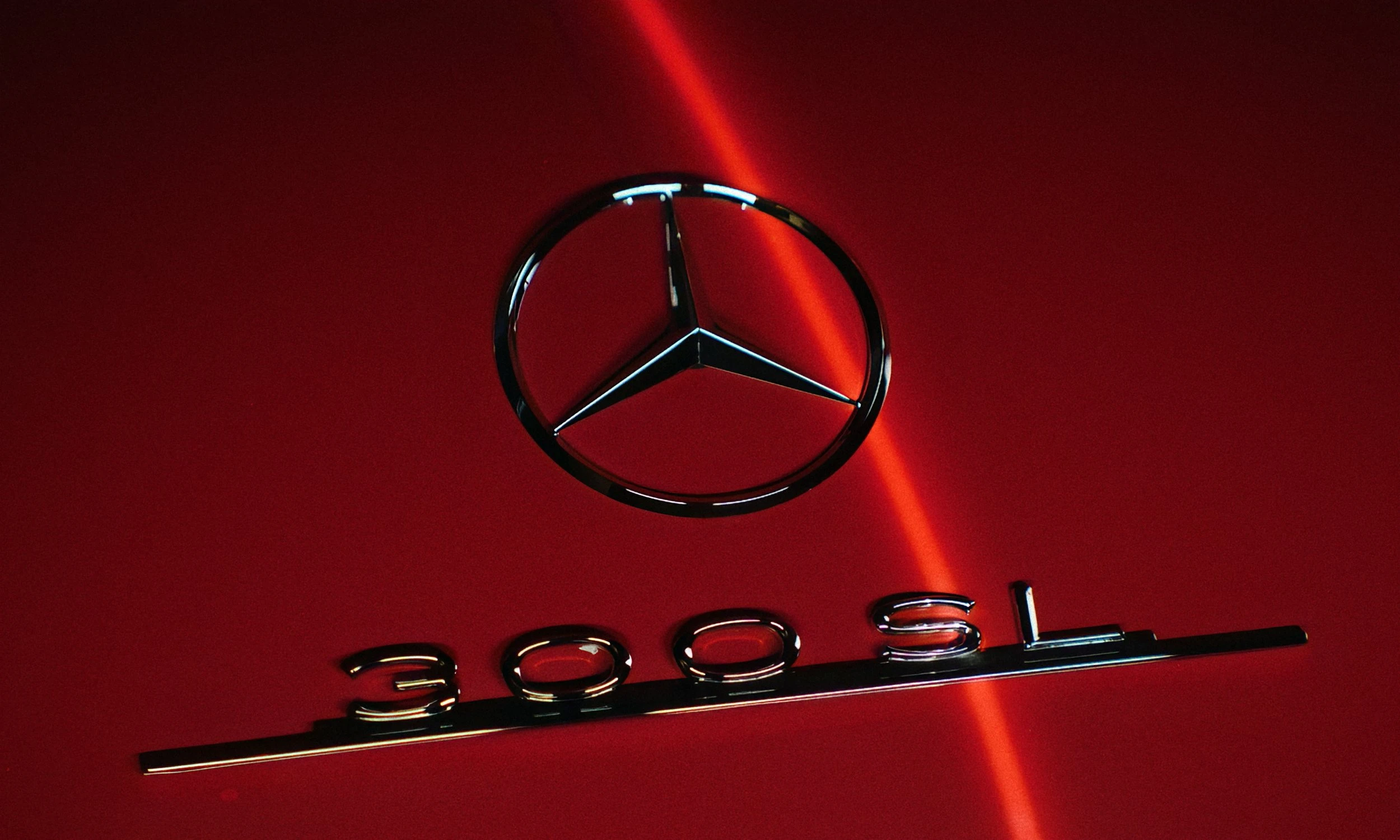 Mercedes-Benz - The Last Gullwing — cinematography still (3 of 6)