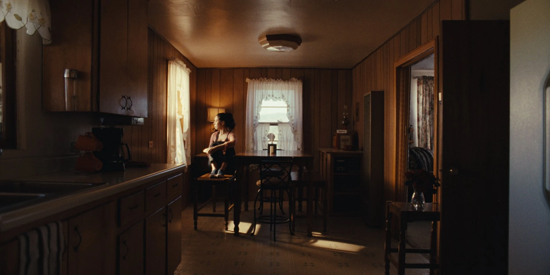 Out Past Dark — cinematography still (6 of 27)