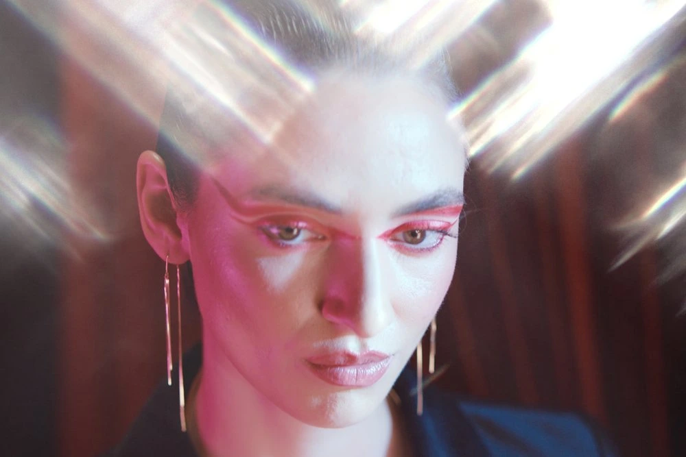 YSL - Black Opium Over Red — cinematography still (6 of 6)